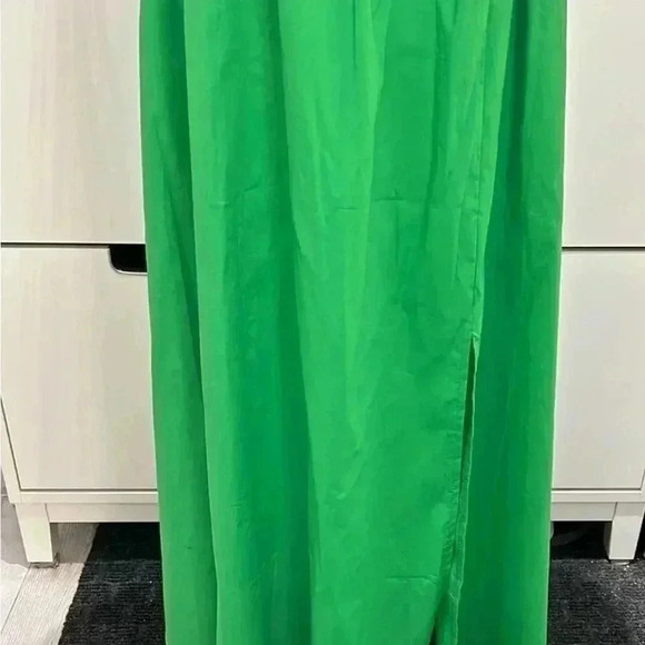 BNWT Made in Italy Women’s Vanessa Zani maxi dress size XL  in acid Green Colour - Picture 3 of 5